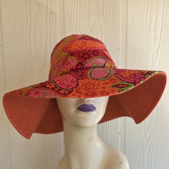 Vintage Accessories - VTG 60s 70s Velvet Paisley Psychedelic  Mod Sun Hat | Styled by Coralie, size 22